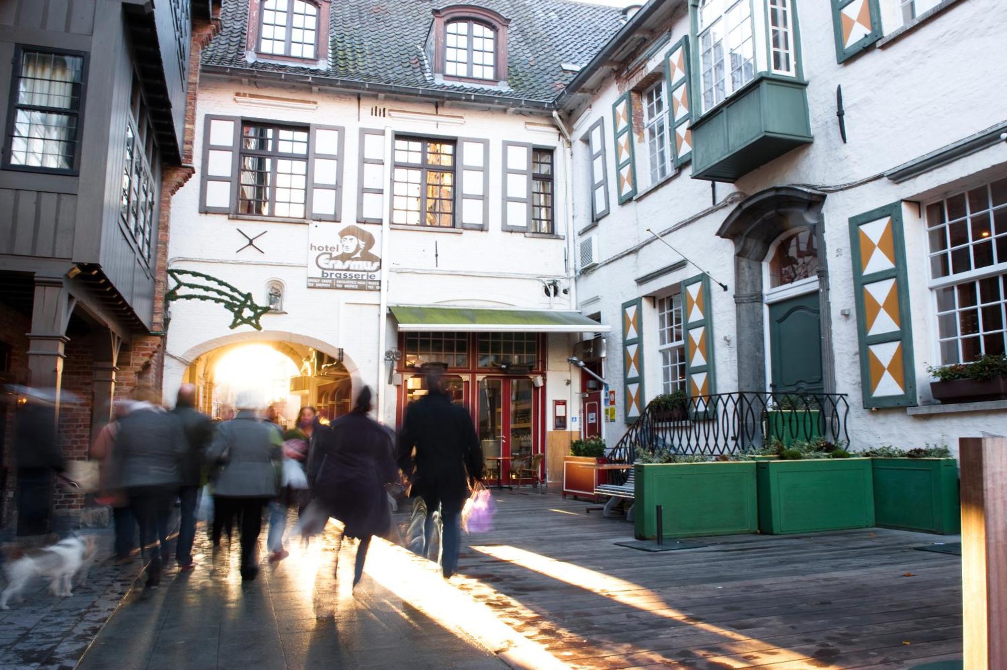 Bourgoensch Hof 3*