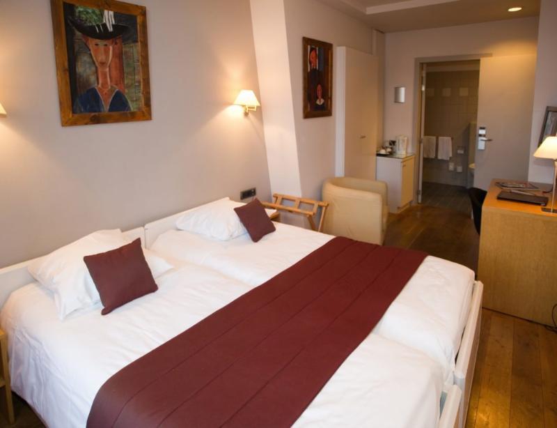 Bourgoensch Hof 3*